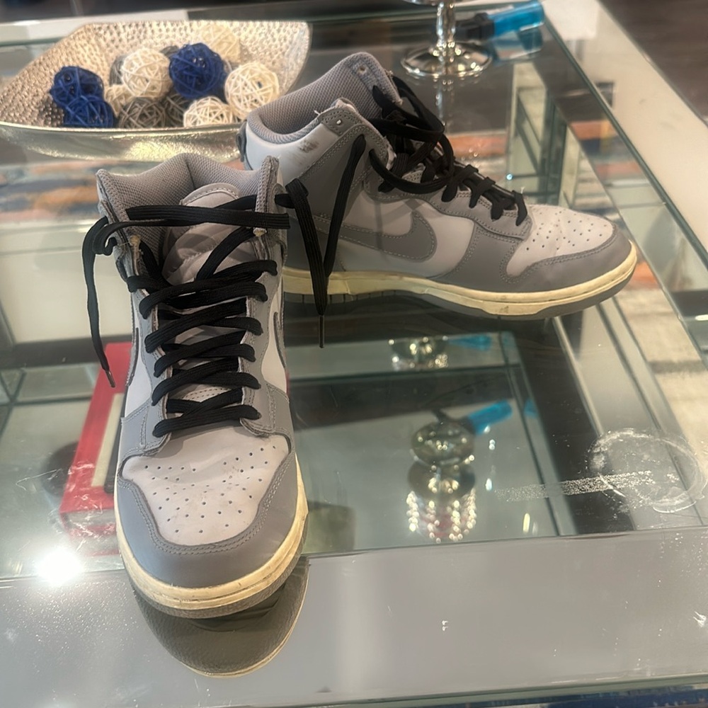 High top Nikes